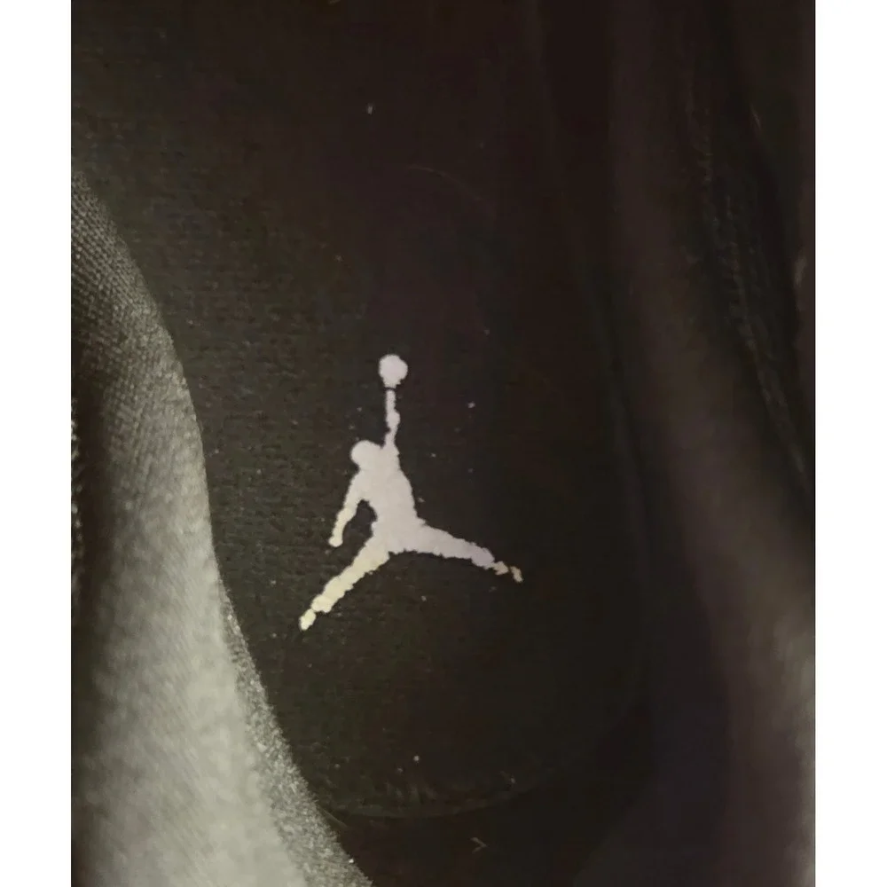 Nike Air Jordan Flight Legend Sneakers Mens Size 11.5 Black Gold Logo